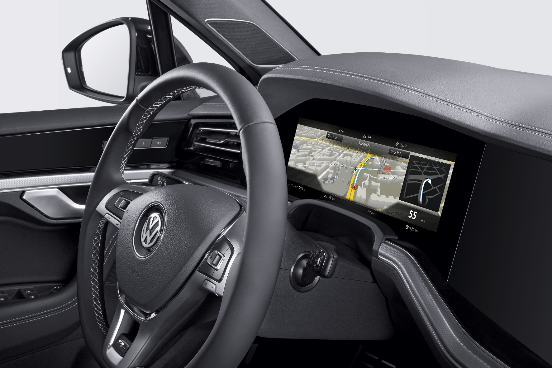 mid Groß-Gerau - Bosch bringt jetzt das weltweit erste gebogene Instrumentendisplay ins Cockpit eines Serienfahrzeugs. Bosch