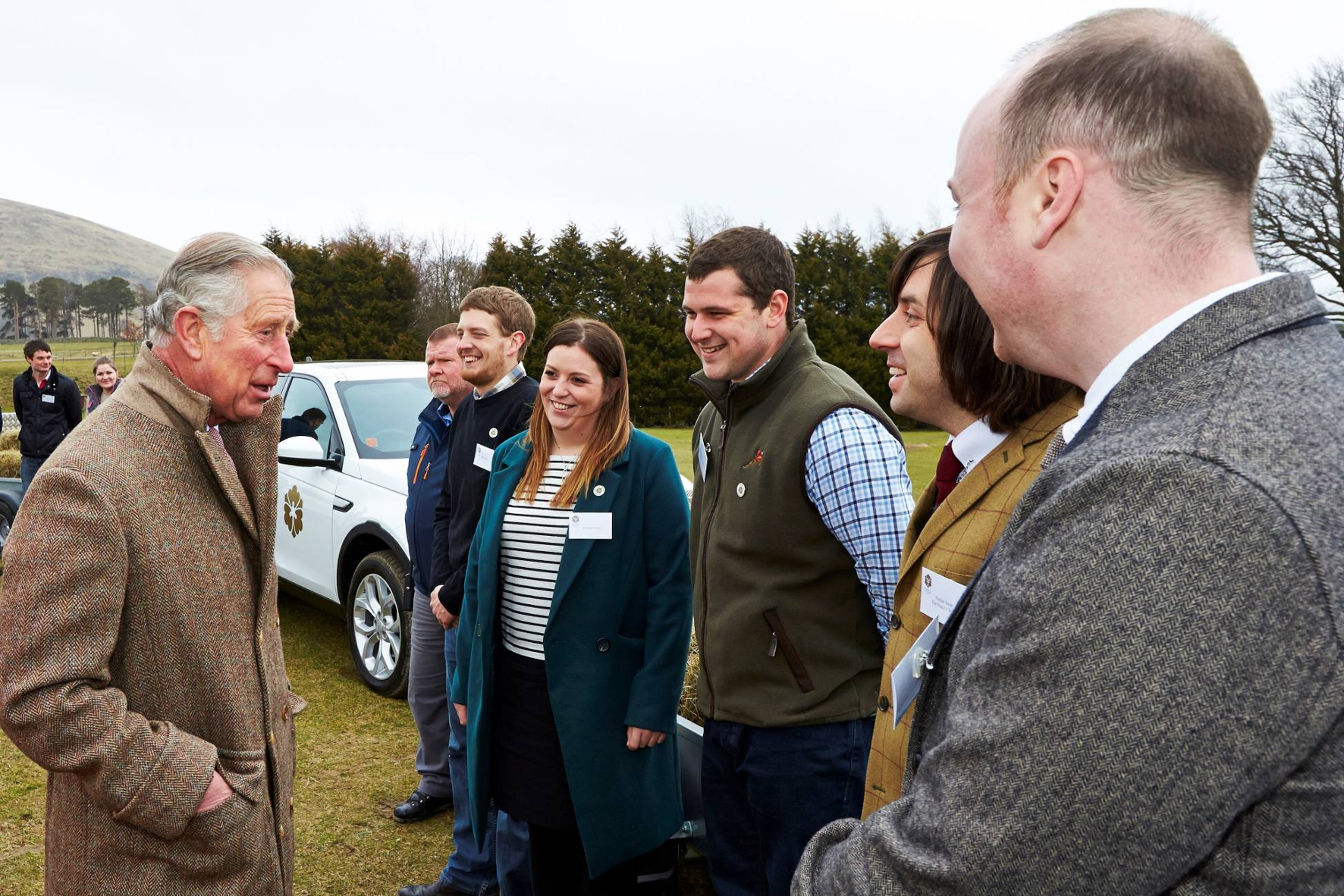 mid Groß-Gerau - Prince Charles engagiert sich schon seit langem für Wohltätigkeitsorganisationen. Autobauer Jaguar Land Rover hilft dabei. Jaguar Land Rover