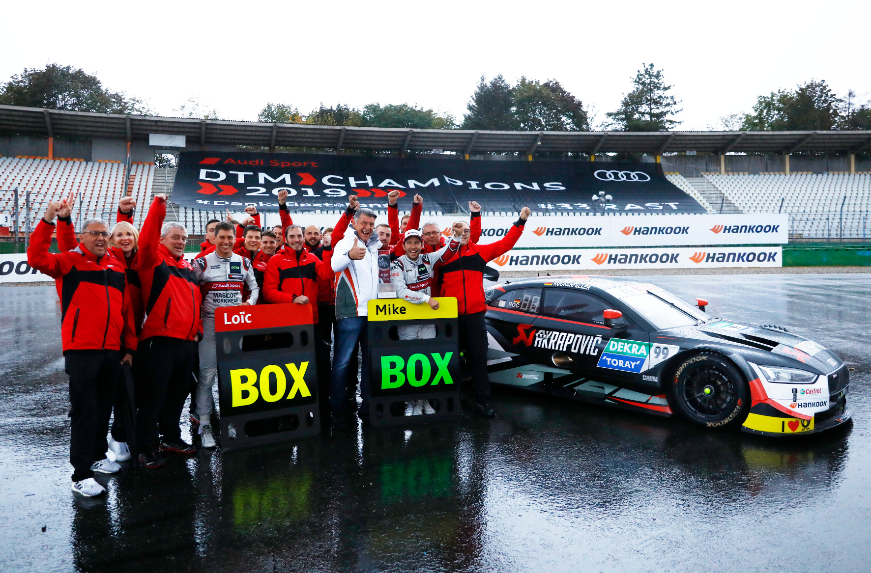 mid Groß-Gerau - Das Audi Sport Team Phoenix freut sich über den