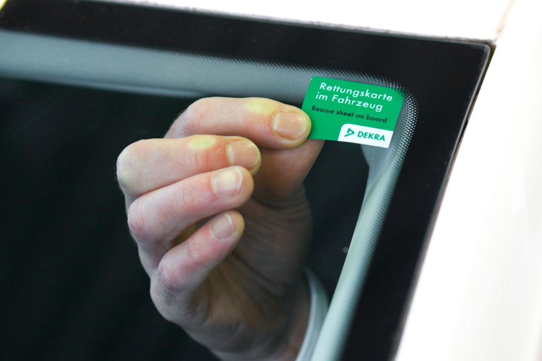 mid Groß-Gerau - Die Rettungskarte kann Leben retten. Dekra