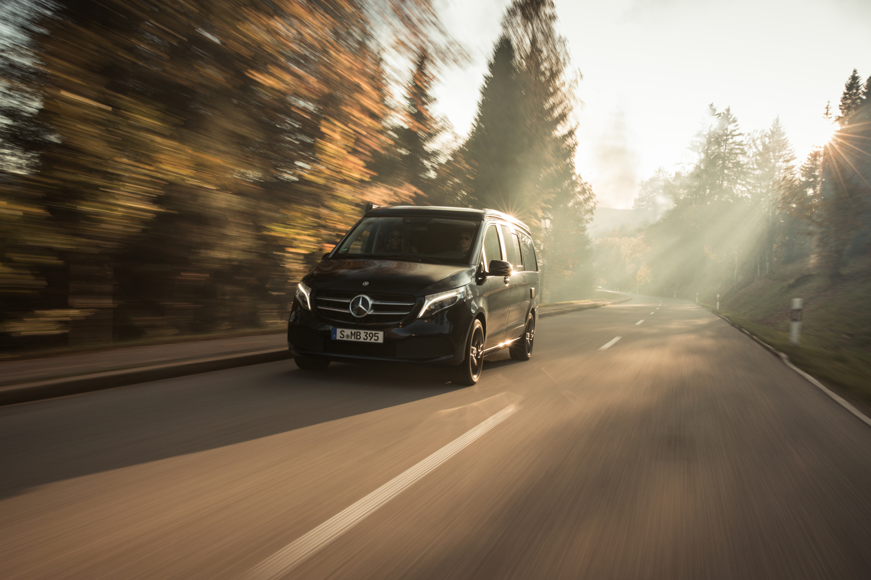 mid Groß-Gerau - Mit 239 PS ab ins Wochenende. Der neue große Dieselmotor bietet gute Fahrleistungen, dann wird er aber durstig. Daimler